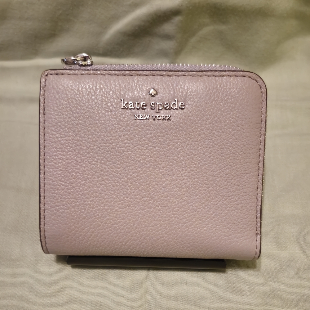 Kate Spade Nwt Women's Gray Bi Fols Wallet